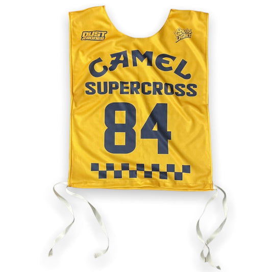 Peto Vintage Camel Racing